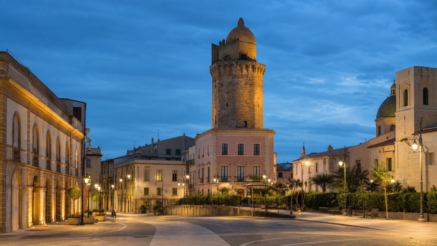 Veduta della Torre di Mariano II in Piazza Roma a Oristano