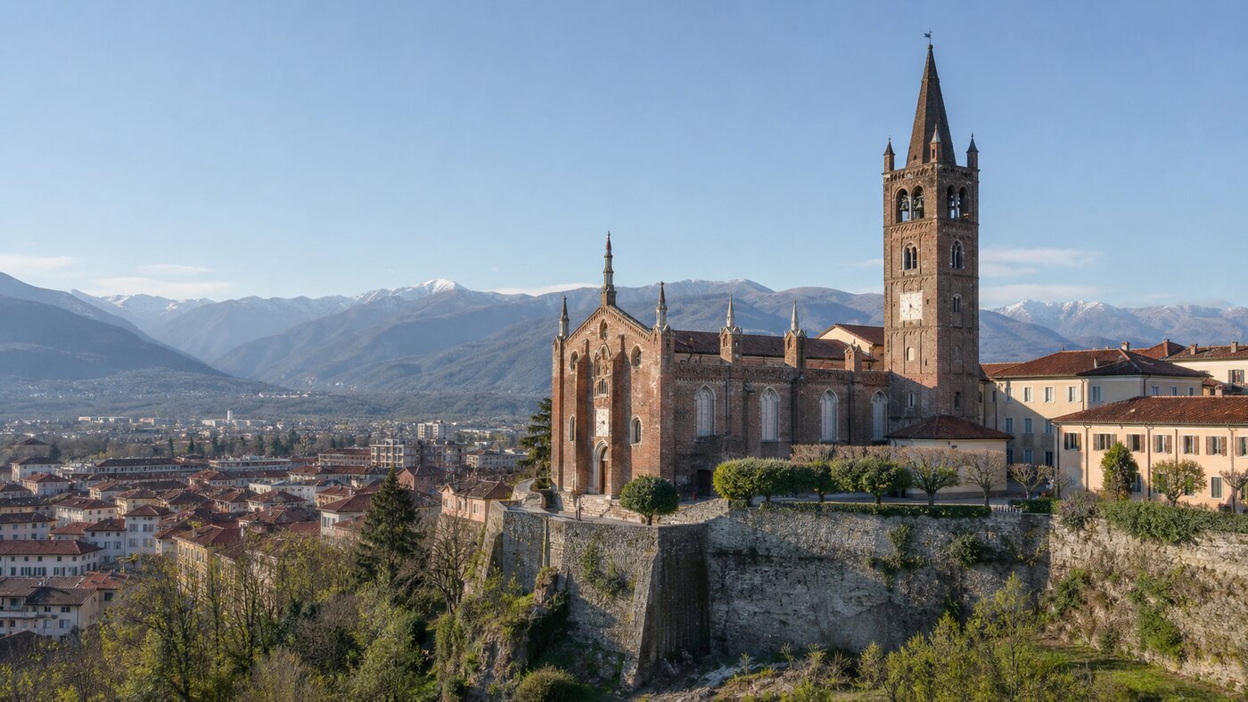 Veduta della Basilica di San Maurizio a Pinerolo